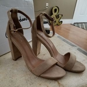 Ladies nude block heel ankle strap sandal